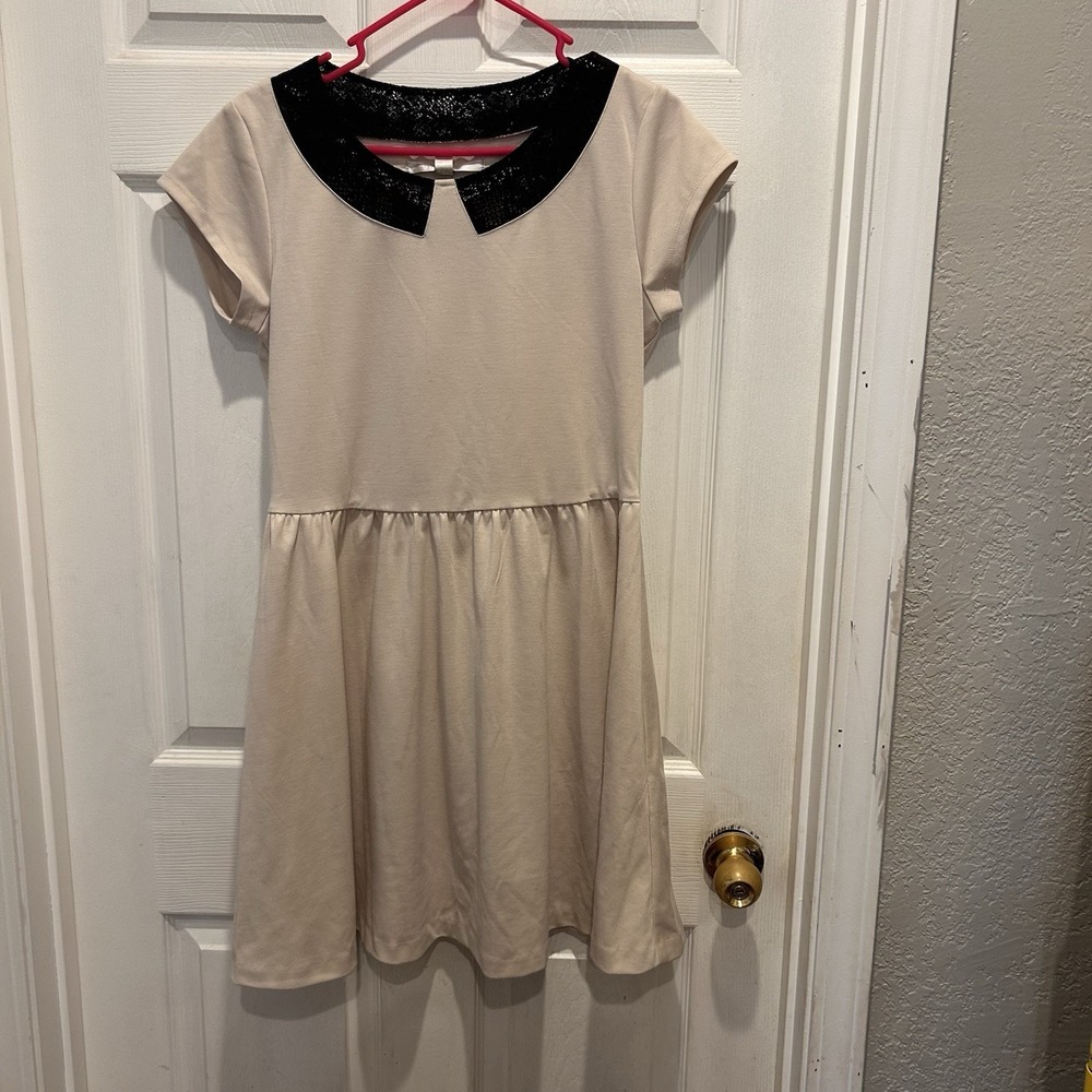 LC Lauren Conrad Beige And Black Mod Lace Inset Collar Women's Size 12/14